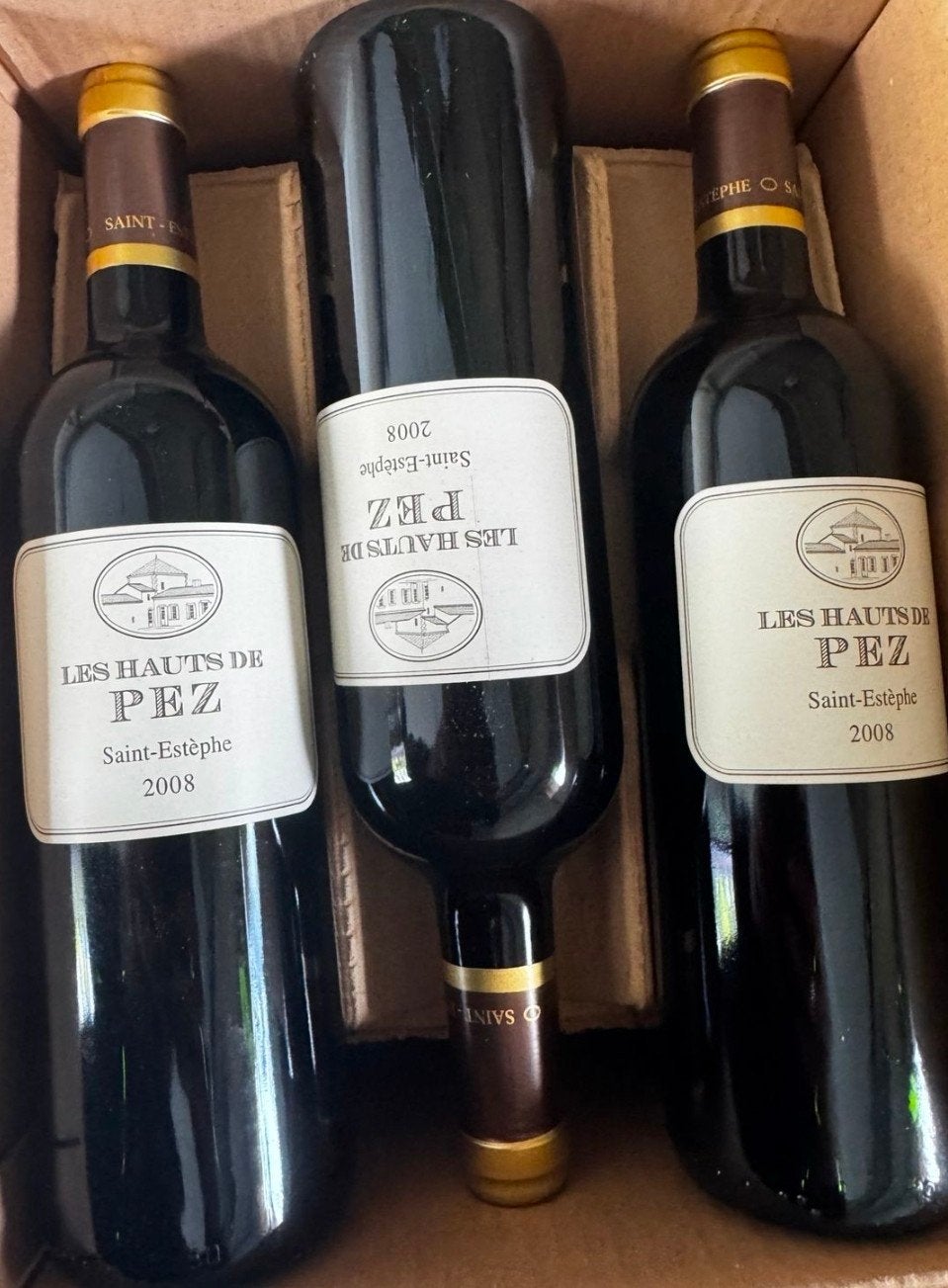 Vins les hauts de pez saint estephe 2008, Enlèvement