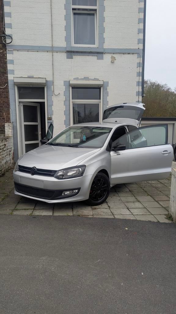 Polo 6r 146000 km prêt à immatriculé 4250€  à débattre, Auto-onderdelen, Overige Auto-onderdelen, Ophalen of Verzenden, Volkswagen