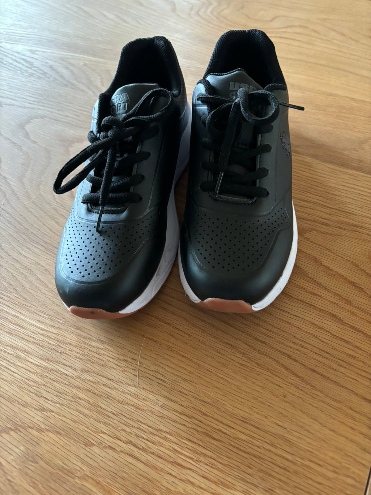 USPA sneaker maat 39 zwart, Sport en Fitness, Loopsport en Atletiek, Overige merken, Hardloopschoenen, Ophalen of Verzenden, Zo goed als nieuw