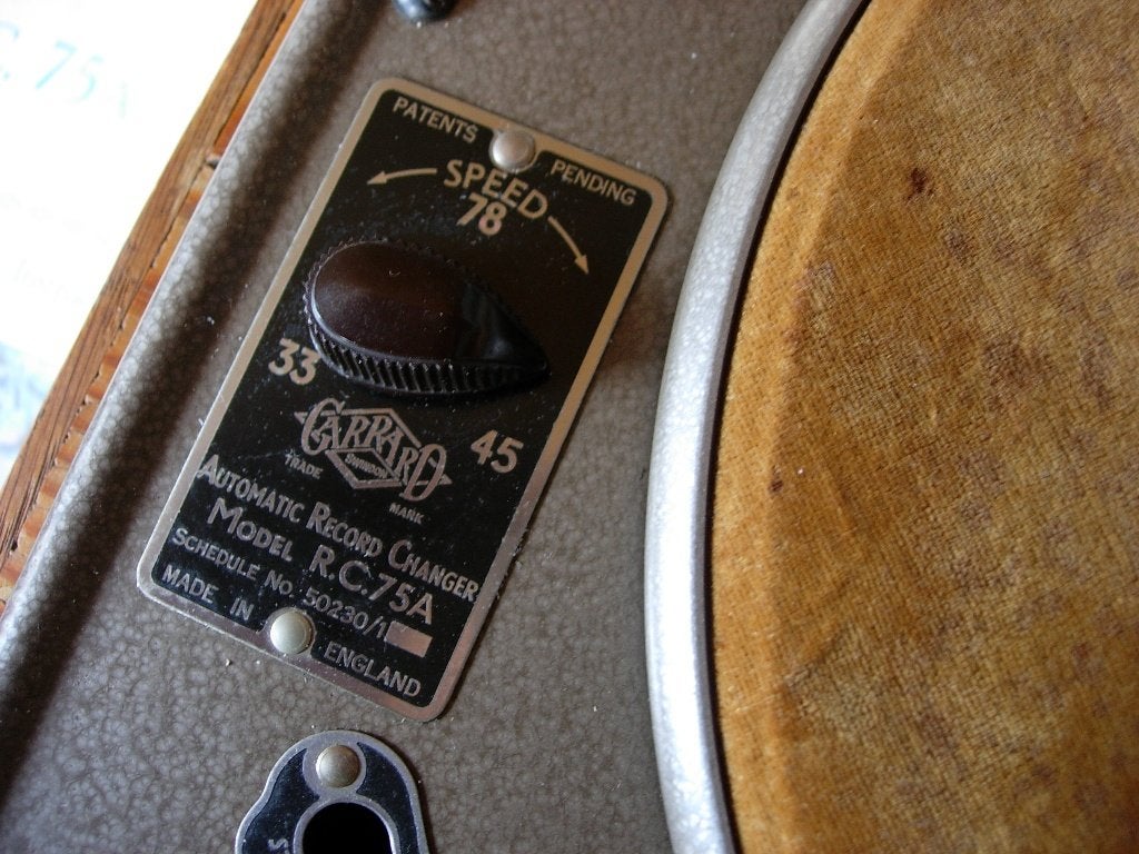 De volledig automatische wisselaar van Garrard R.C.75A 1951, Ophalen, Refurbished, Automatisch