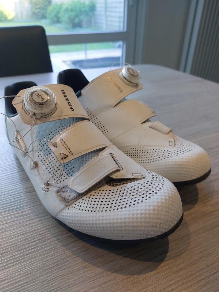 Koerschoenen maat 44, Ophalen