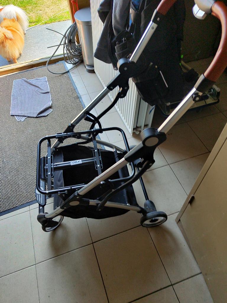 Hondenbuggy, Dieren en Toebehoren, Honden-accessoires, Ophalen, Zo goed als nieuw
