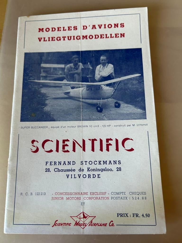 Maquettes d'avions (20 pages), Enlèvement ou Envoi, Utilisé
