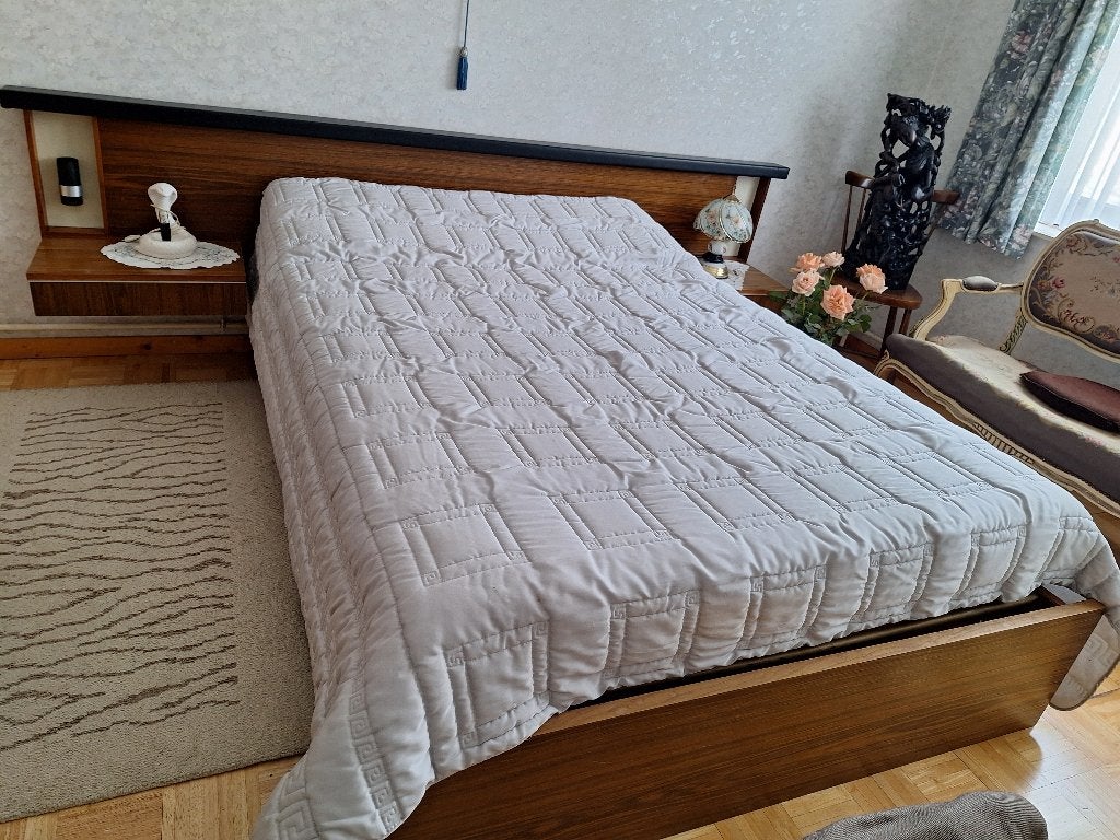 2 persoonsbed met nachtkastjes, Huis en Inrichting, Ophalen, Gebruikt, Bruin, Tweepersoons