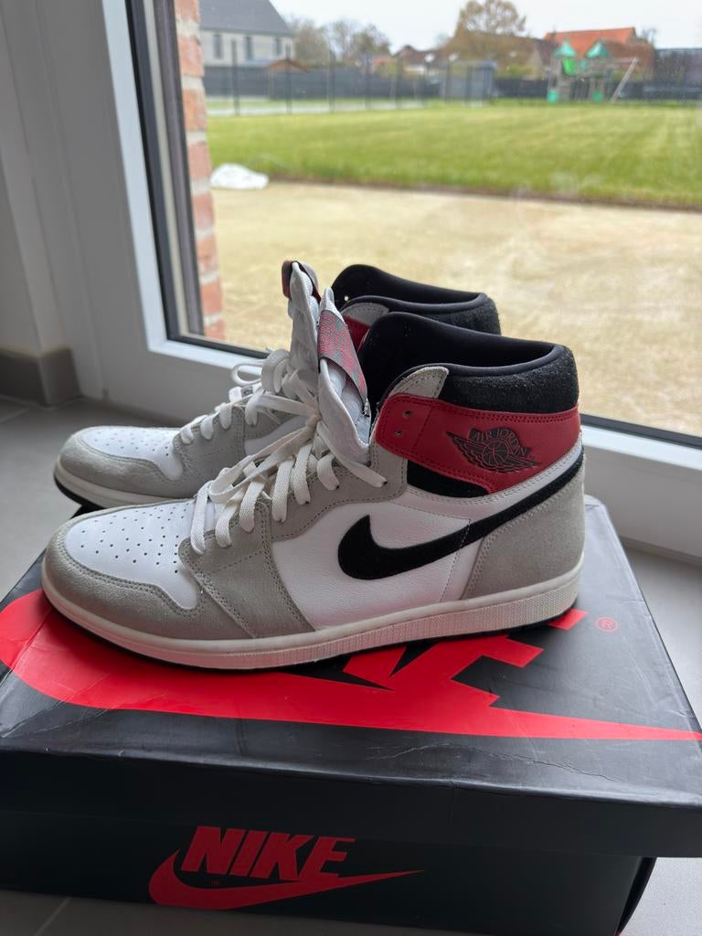 Air Jordan 1 High OG Light Smoke Grey pointure 49,5, Kleding | Heren, Schoenen, Ophalen, Zo goed als nieuw