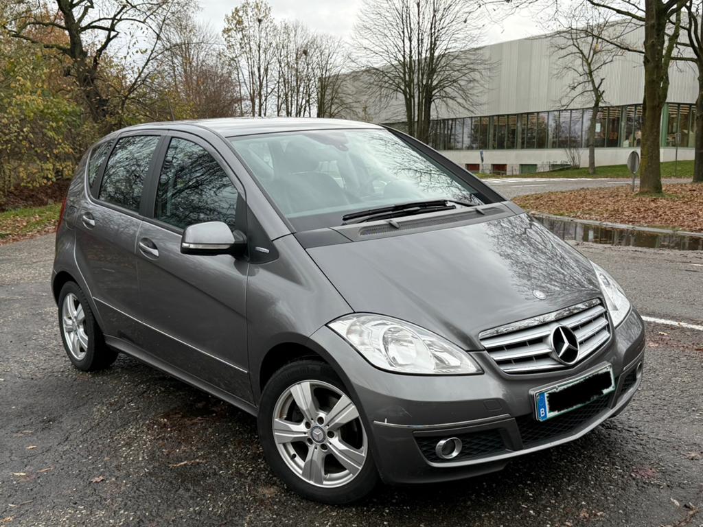 Mercedes A160 1.5i Essence Euro5 7/2011 Semi Cuir Clim Jante, Auto's, Voorwielaandrijving, Euro 5, 1498 cc, 4 cilinders