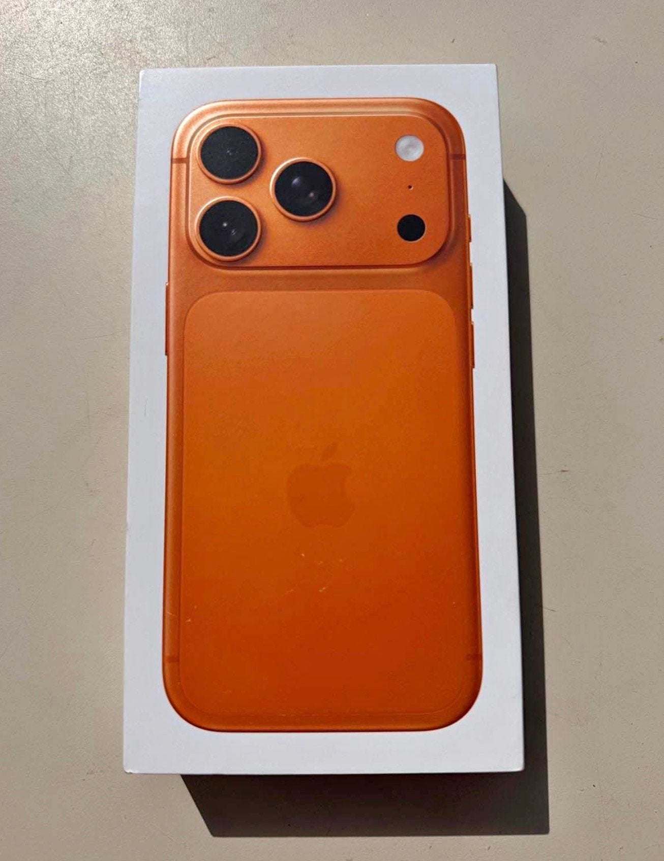 Iphone 17 pro te koop, Telecommunicatie, Mobiele telefoons | Apple iPhone, 256 GB, Overige modellen, Nieuw, Ophalen of Verzenden