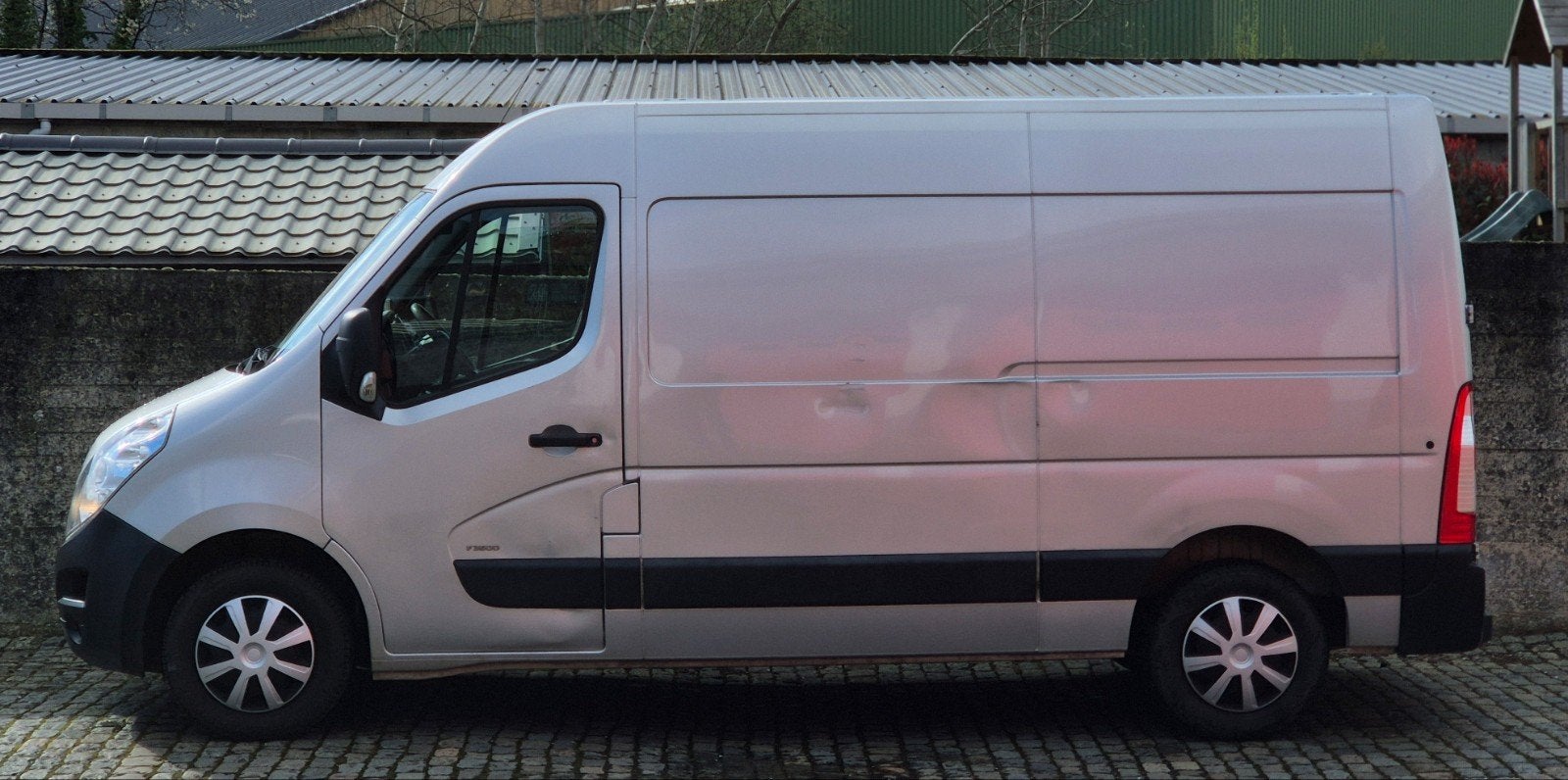 Opel movano L2H3 boite auto 180mkm 23DIESEL 2012. 8500€ ctok, Euro 5, 2300 cc, Particulier, 107 kW