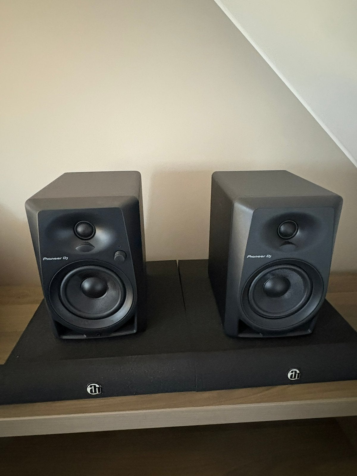 Pioneer DJ DM-40D monitor set, TV, Hi-fi & Vidéo, Enceintes, Enlèvement, Comme neuf, Moniteur de studio, Pioneer