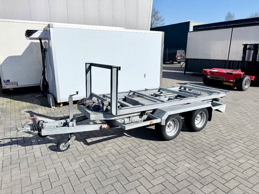 Aanhangwagen met Afzetsysteem en Slede, Ophalen, Gebruikt