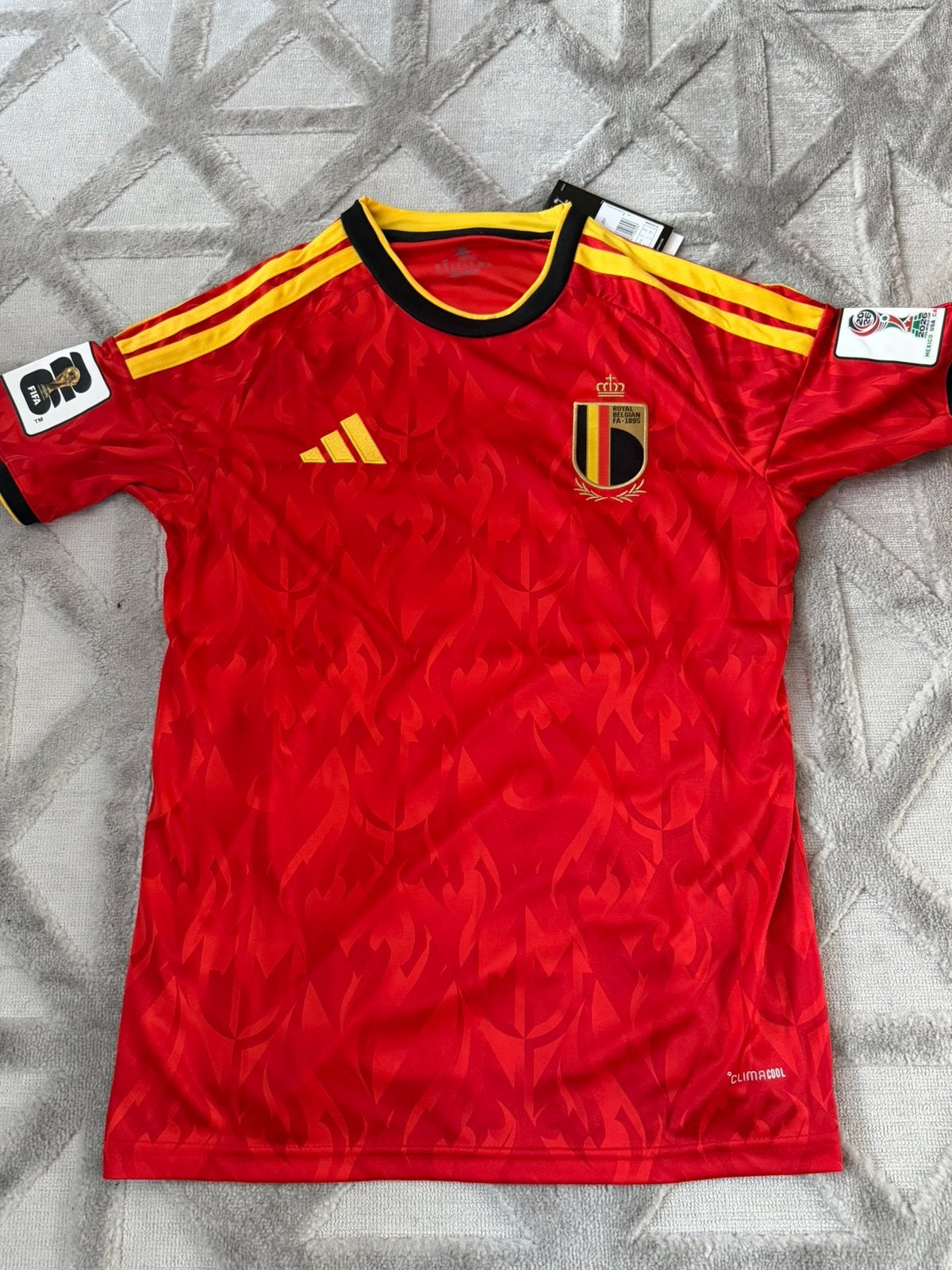 Voetbal t-shirt, Maat M, Ophalen, Nieuw, Shirt