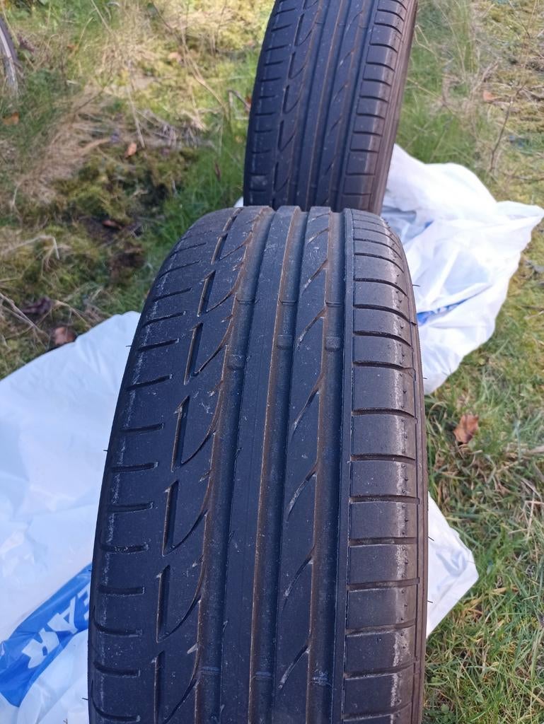 Banden Bridgestone 215/45R20 en Pirelli 245/40R20, Ophalen, Band(en)