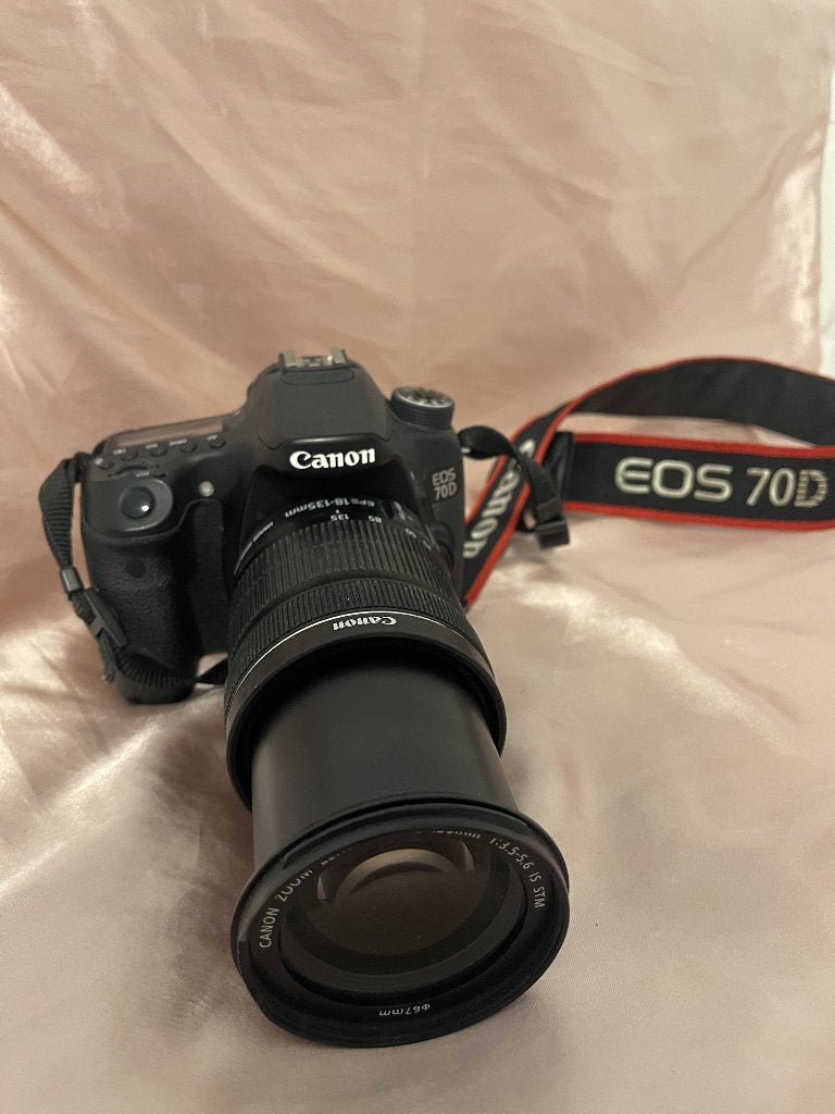 Canon eos 70 D, Enlèvement ou Envoi, Canon, Chargeur, Comme neuf