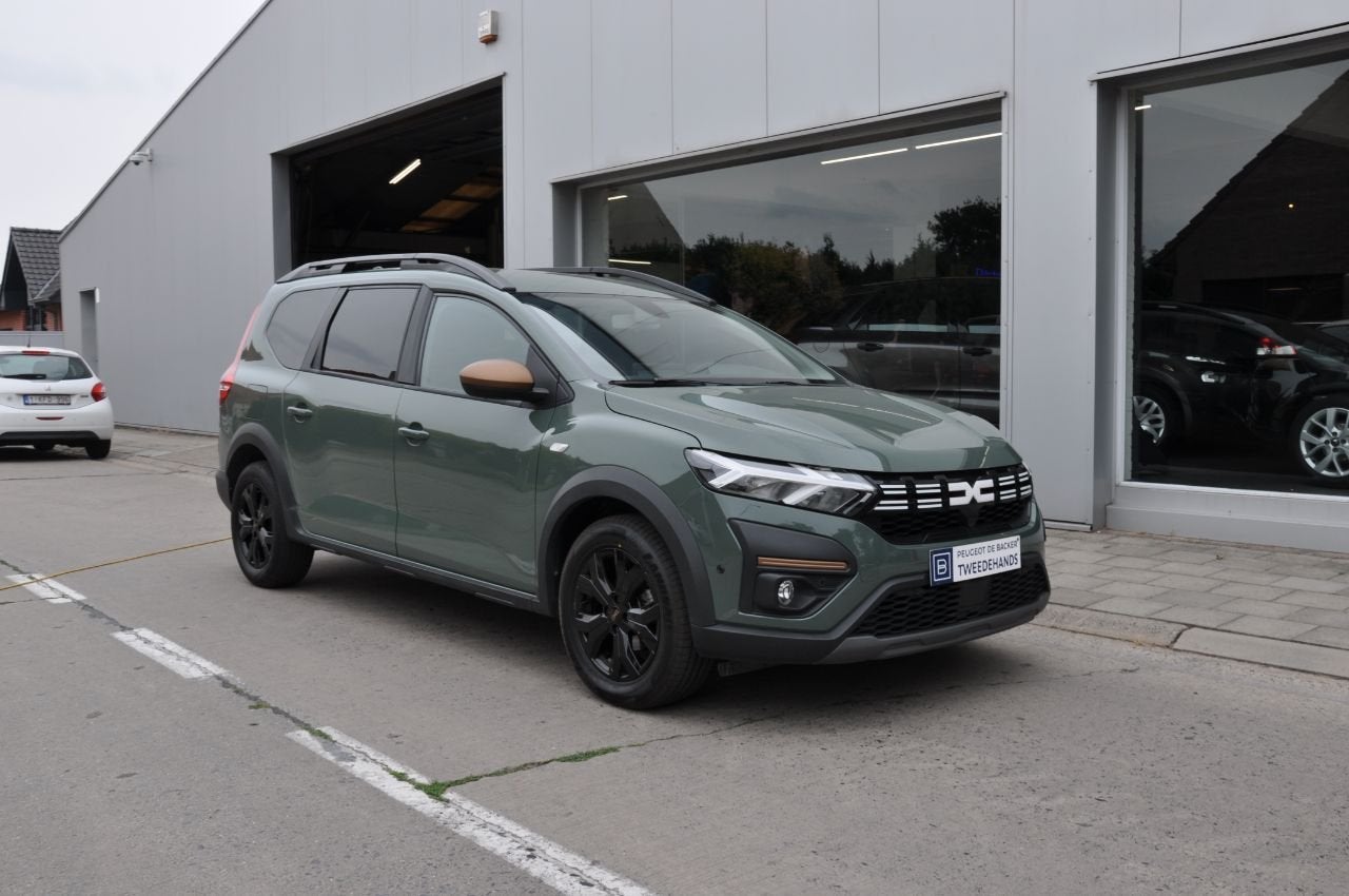 Dacia Jogger Extreme * as new * (bj 2023), Auto's, Dacia, Voorwielaandrijving, Stof, Gebruikt, Euro 6