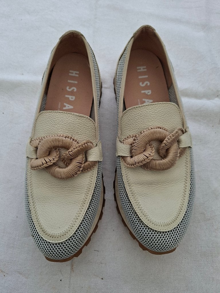 T40 instappers, Kleding | Dames, Pumps, Wit, Ophalen of Verzenden, Gedragen