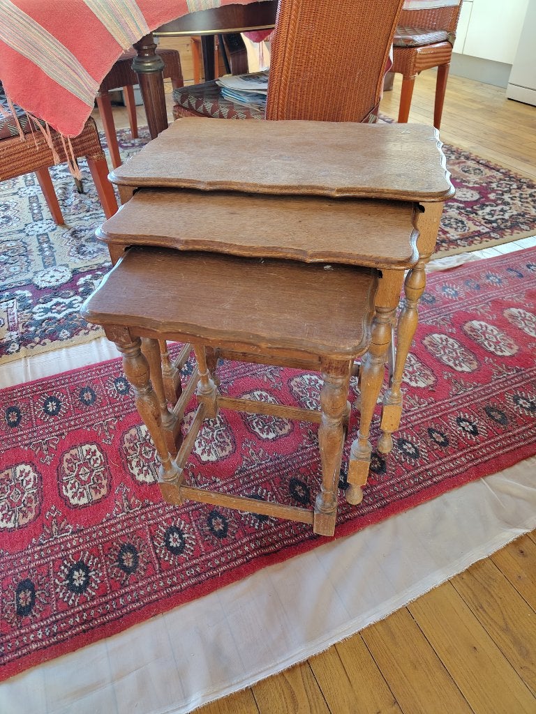 trois petites tables de salon, Maison & Meubles, Ancien, Enlèvement, Utilisé, Moins de 50 cm