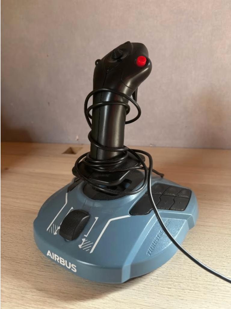Joystick de jeu - Thrustmaster, Ophalen, Zo goed als nieuw, Thrustmaster