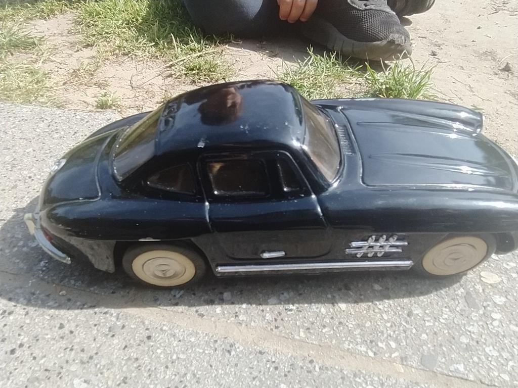 Canettes Mercedes d'époque, très bon état  ouest Allemagne, Enlèvement ou Envoi