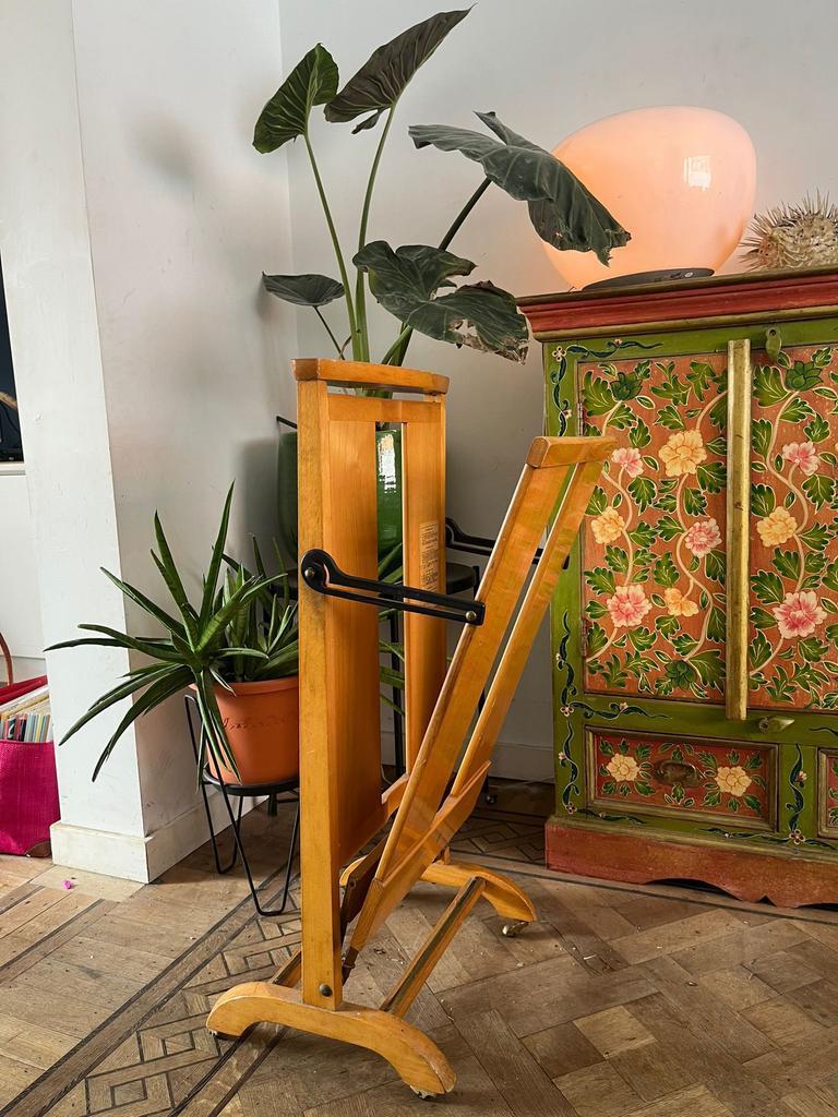Vintage Italiaanse broekpers / valet stand Fratelli Reguitti, Enlèvement, Utilisé, Bois, Vintage