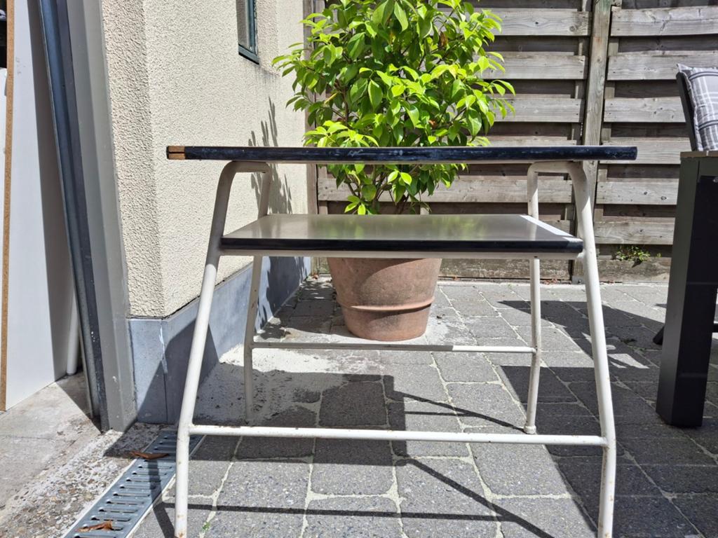 Tafel, Enlèvement