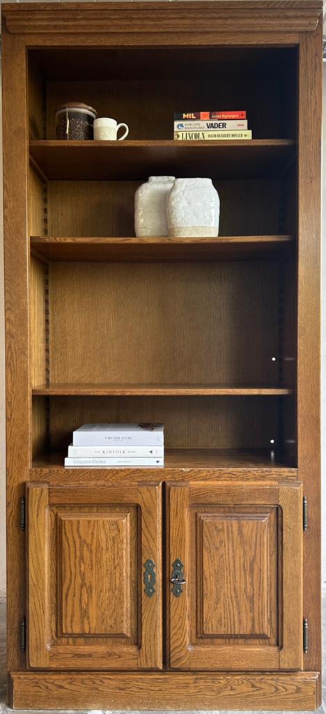 Massief eiken kast - vintage landelijke stijl, Huis en Inrichting, Kasten | Boekenkasten, Ophalen, Zo goed als nieuw, Eikenhout