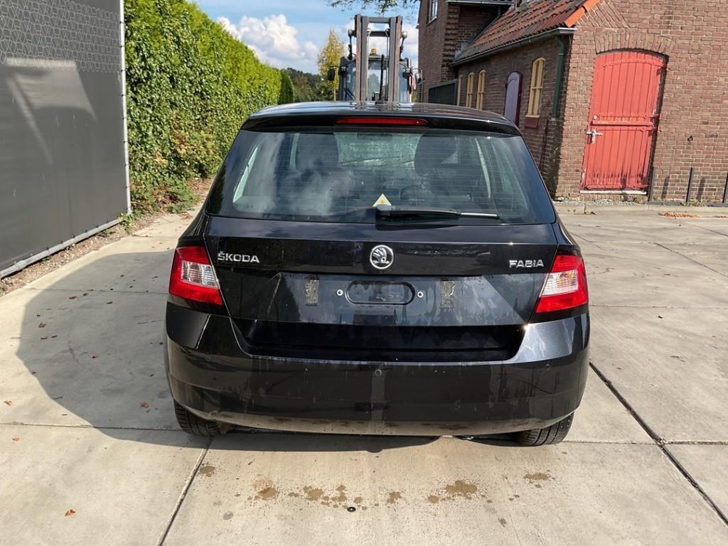 ACHTERKLEP Skoda Fabia III (NJ3) (|6V6827023G|6V6827025H|), Gebruikt, Skoda, Achterklep