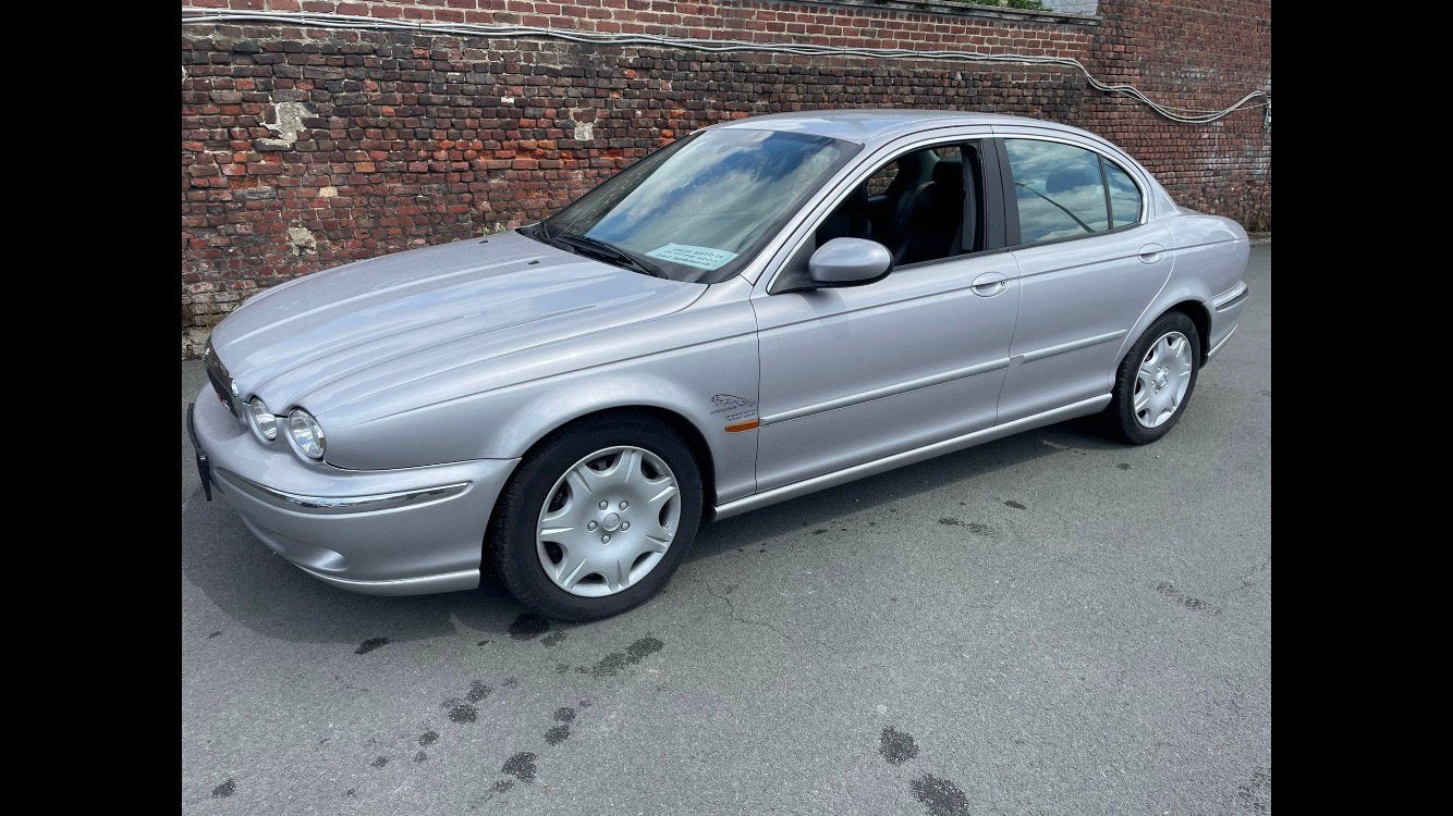 JAGUAR X-TYPE 3.0 V6 ESSENCE – LOOK SPORT / RS, Autos, Argent ou Gris, Achat, Entreprise, Noir
