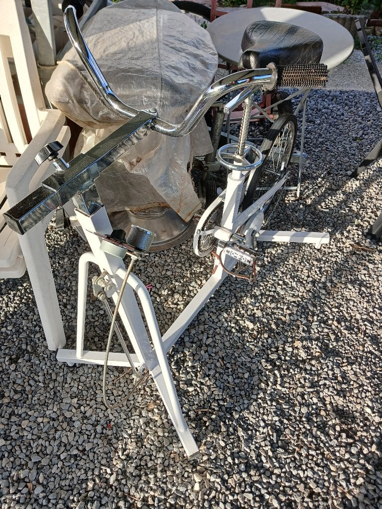 Vélo de salon, Sports & Fitness, Enlèvement, Utilisé