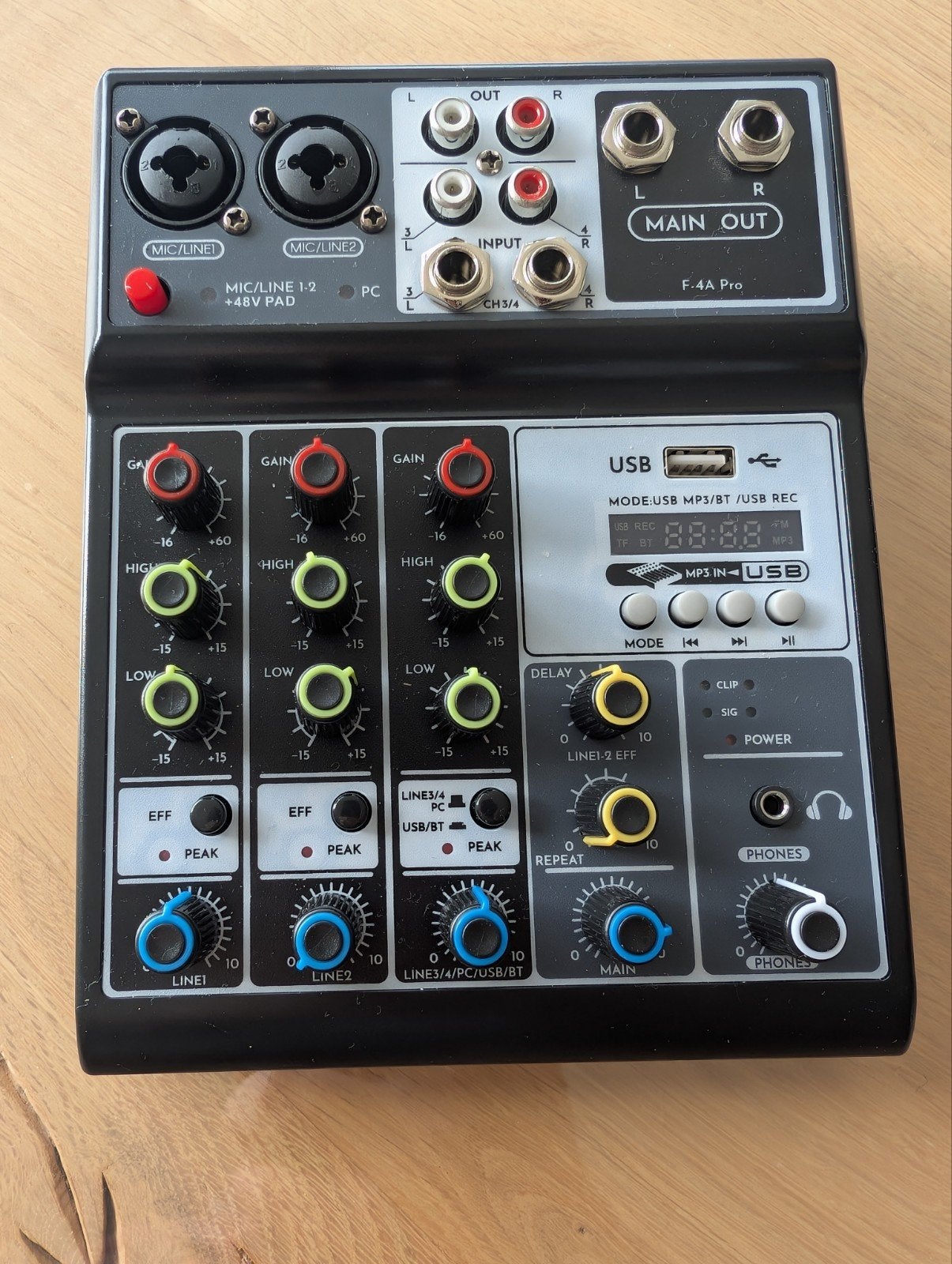 mini mixer op USB 5 volt met MP3 USB stick speler, Muziek en Instrumenten, Verzenden, Zo goed als nieuw