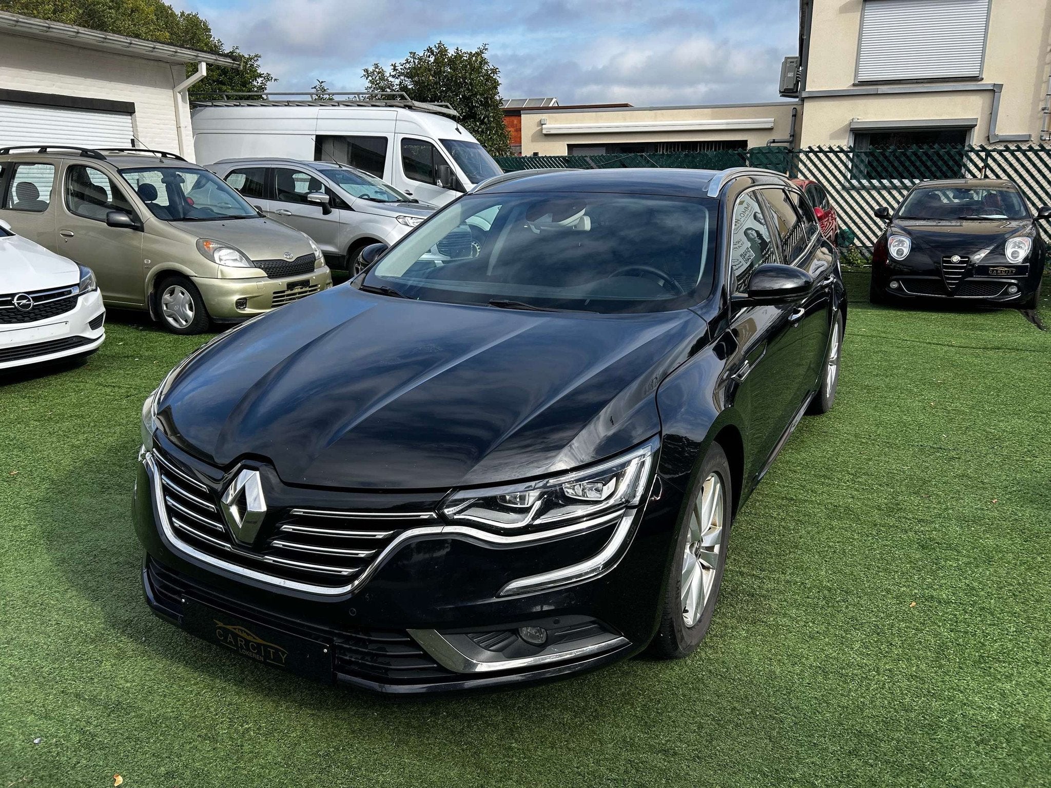 Renault Talisman SW 1.6 TCe Energy  LEDER  AUTOMAAT  G, 1618 cc, Gebruikt, 4 cilinders, Zwart