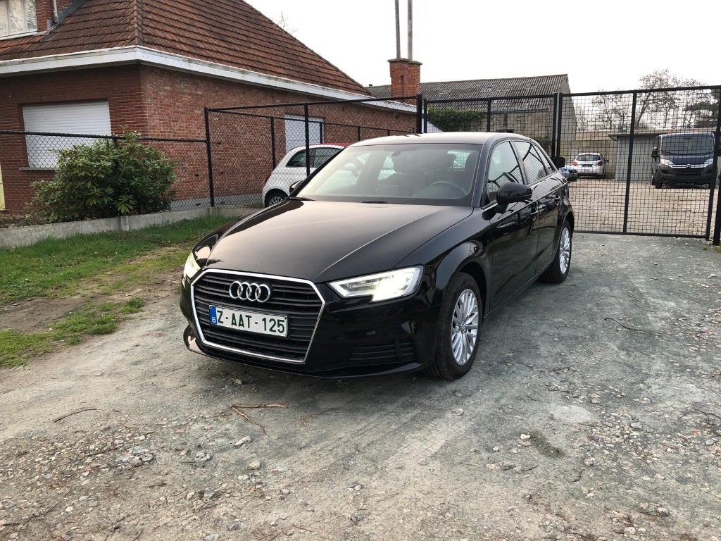 Audi A3 automaat, Leder, GPS, Velgen, benzine, Argent ou Gris, Achat, Entreprise, Garantie prolongée