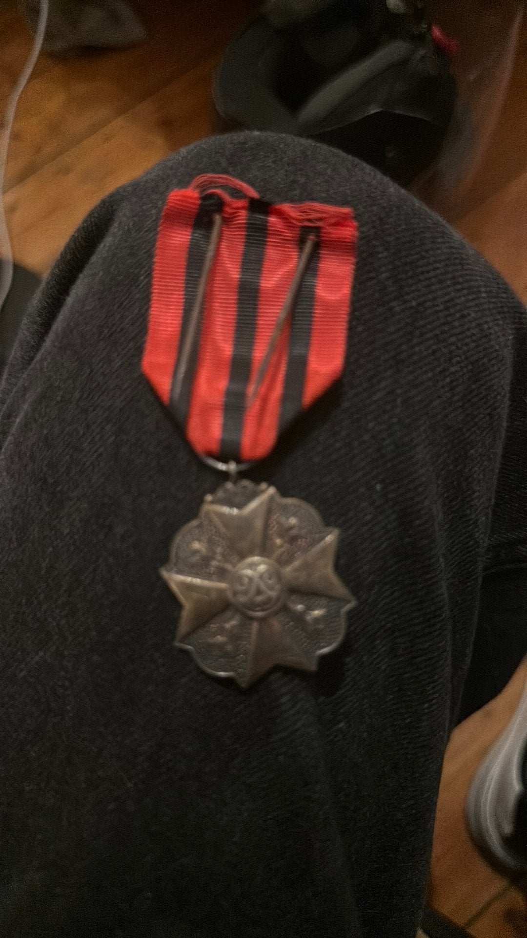 Brugerlijke ereteken, Ophalen