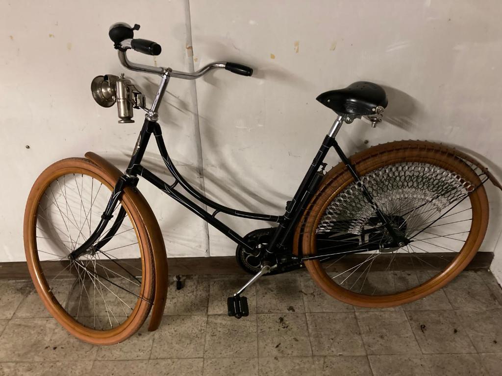 vintage designfiets met houten velgen & houten spatborden, Antiek en Kunst, Ophalen