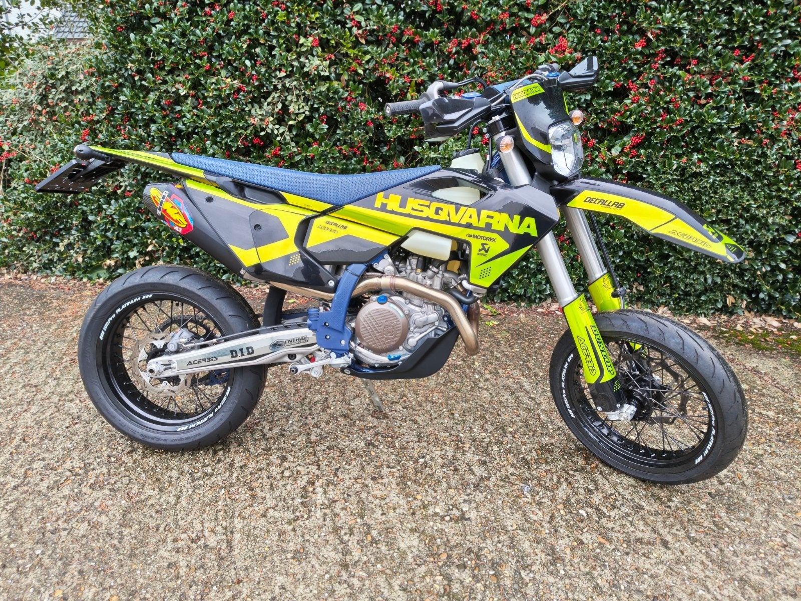 Supermotard Husqvarna FE 450, à seulement 990 km, Particulier, SuperMoto, 450 cm³, 1 cylindre