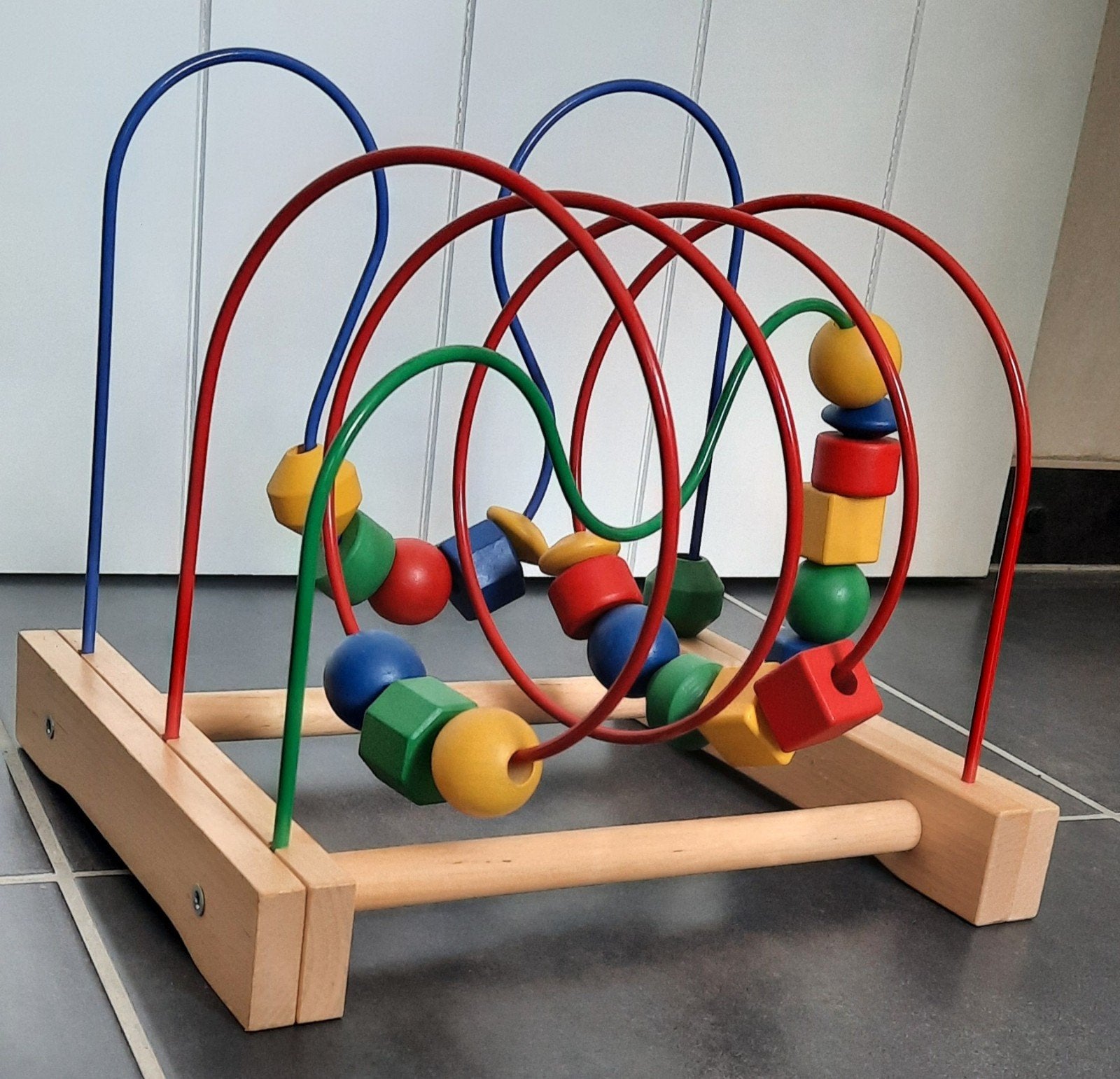 Spiraal met houten kralen, Enfants & Bébés, Jouets | Jouets en bois, Enlèvement, Comme neuf