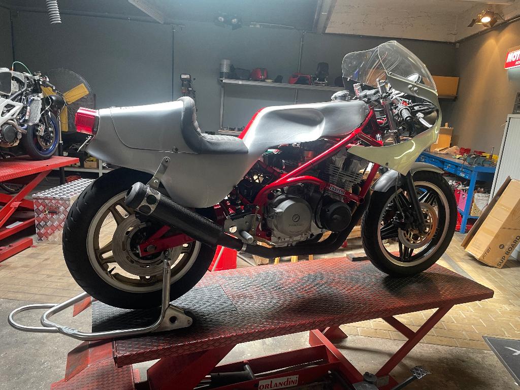 Moto Martin, Motoren, Motoren | Oldtimers, 4 cilinders, Motorrijbewijs A, Gebruikt, 900 cc