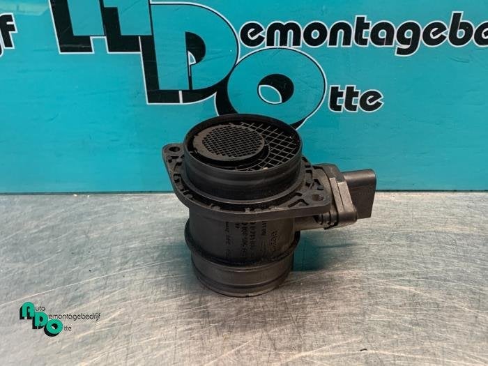Compteur de masse d'air d'un Volkswagen Caddy (Caddy 04-), Volkswagen, -, 3 mois de garantie, Utilisé