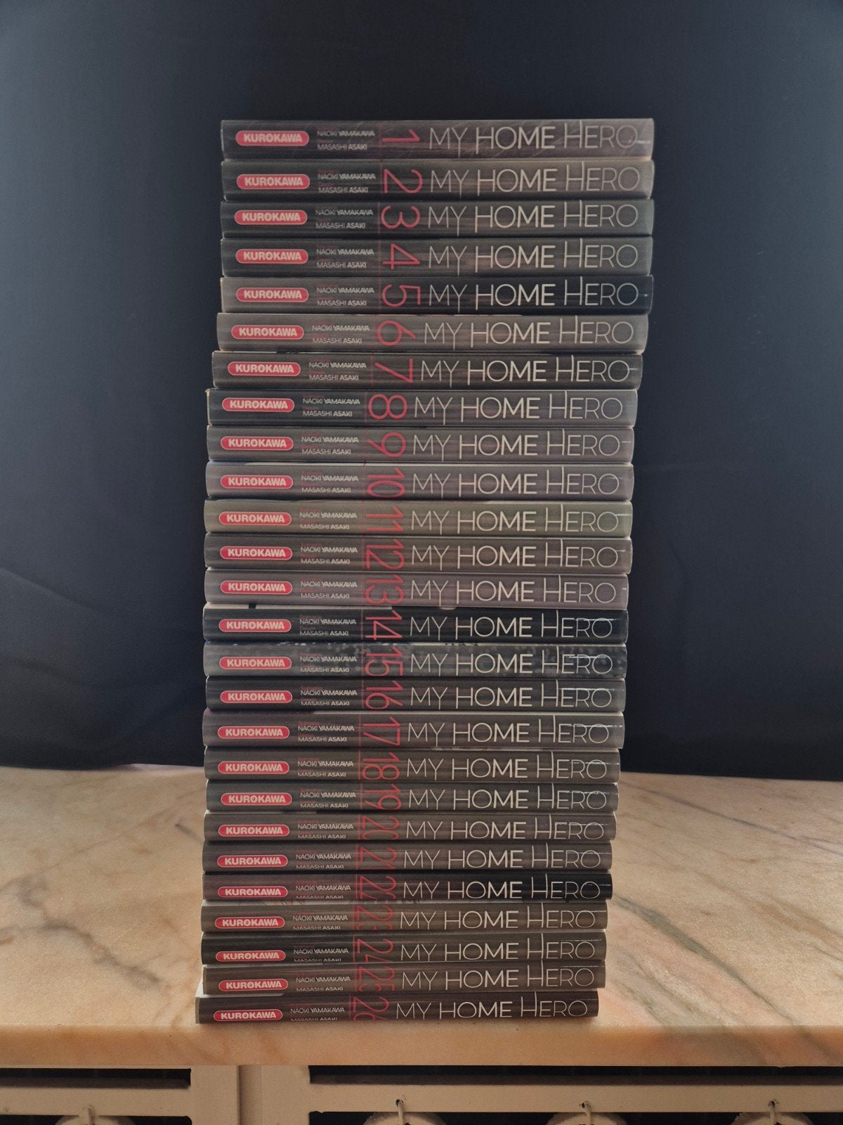 manga My home hero Intégrale 26 tomes, Enlèvement