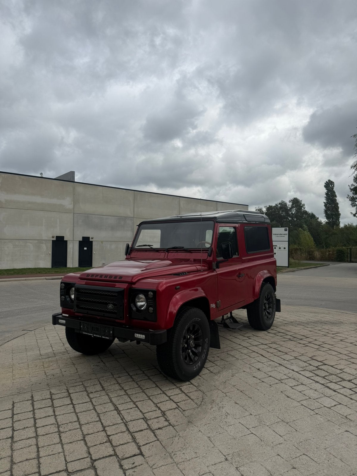 Land rover Defender 90 td5 Cherry red , super mooie staat, Auto's, Particulier, Te koop, Defender