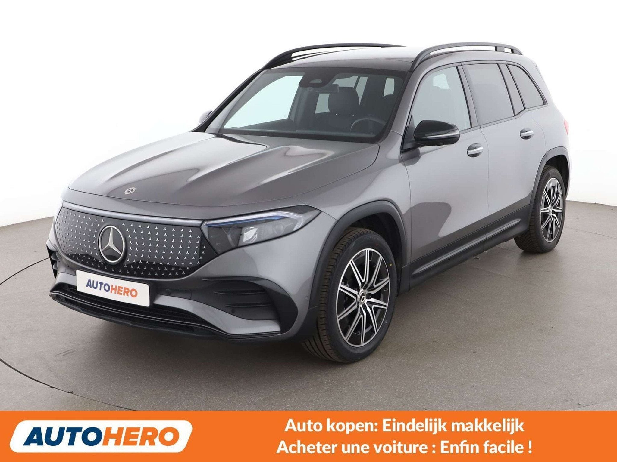Mercedes-Benz EQB 250 250 AMG Line (automatique), Autos, Achat, EQB, Alcantara, Noir