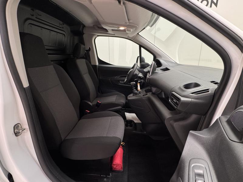 Peugeot Partner 1.2i 110 Pro L1 Standard CARPLAY|PDC|AIRCO.., Auto's, Peugeot, 121 g/km, 1199 cc, Wit, 5 deurs