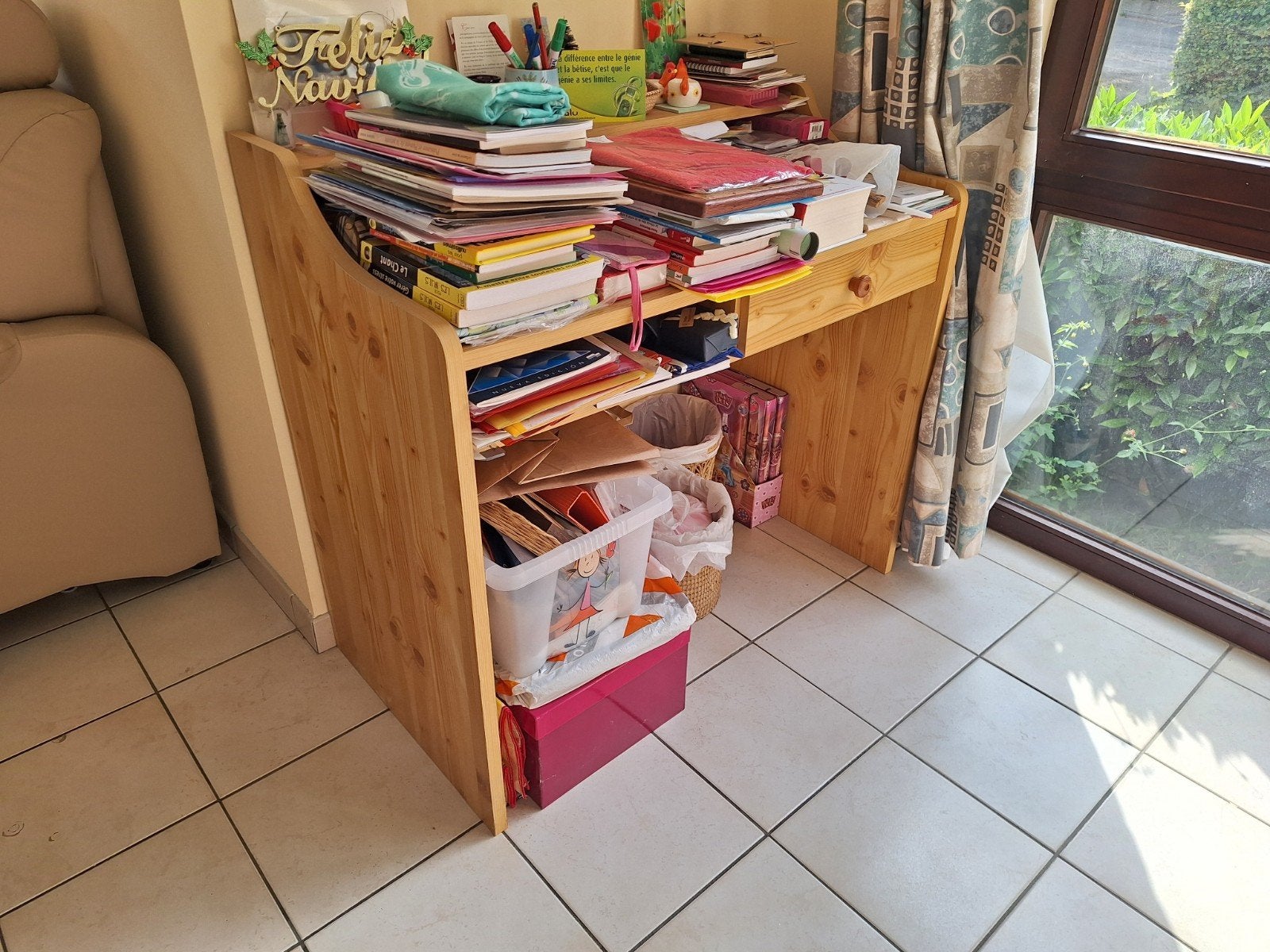 A VENDRE joli bureau en pin, Maison & Meubles, Enlèvement