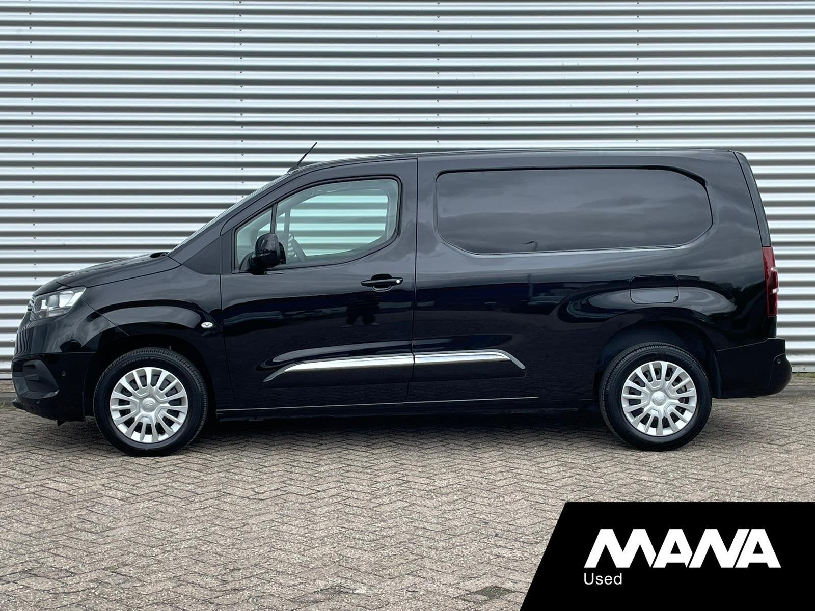 Toyota PROACE CITY 131pk L2H1 Automaat Carplay Camera Cruise, Auto's, Stof, Gebruikt, Euro 6, 4 cilinders