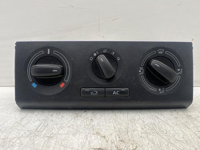 Panneau de commandes chauffage d'un Skoda Fabia, Autos : Pièces & Accessoires, Tableau de bord & Interrupteurs, Skoda, Utilisé