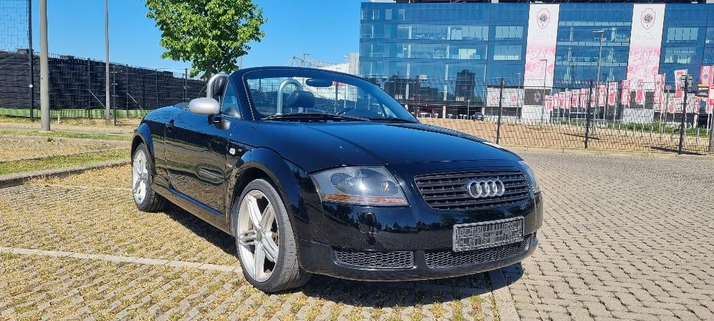 Audi TT Roadster, Auto's, Voorwielaandrijving, TT, Zwart, 4 cilinders