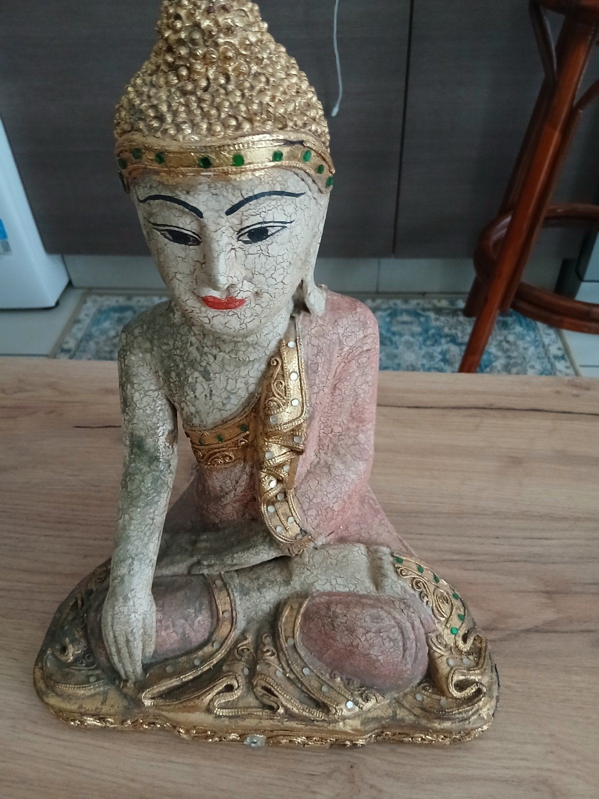 Bouddha assis en bois avec feuille d'or, Enlèvement, Bois