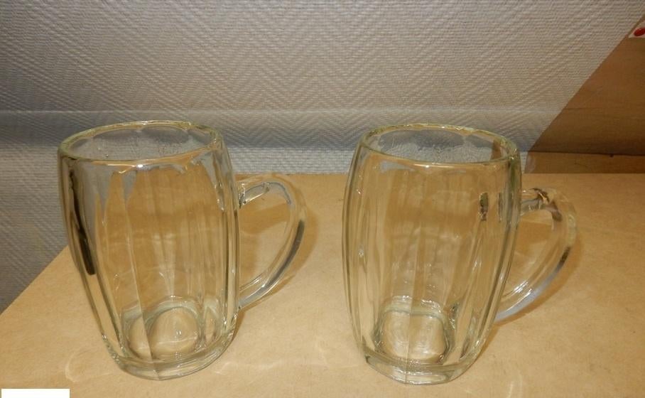 nr.245 - Bierglazen: halve liters (kruiken), Ophalen of Verzenden, Zo goed als nieuw, Glas of Glazen