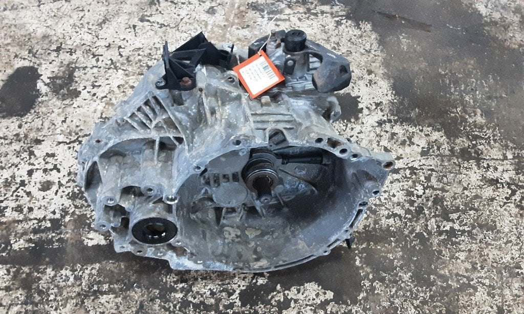 VERSNELLINGSBAK Volvo V60 I (FW / GW) (HU1R7002GEB), Auto-onderdelen, Gebruikt, Volvo