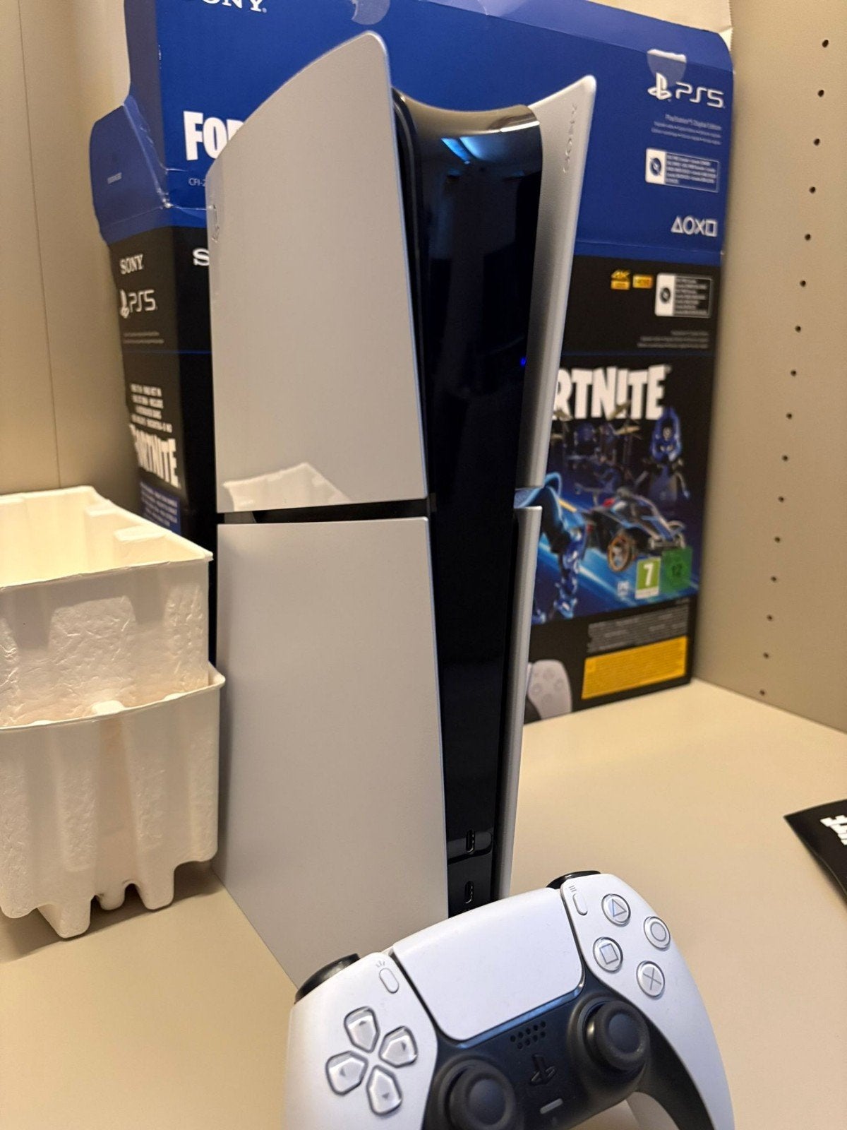 PlayStation 5 Slim Digital Edition 1TB – Fortnite Edition, Games en Spelcomputers, Spelcomputers | Sony PlayStation 5, Playstation 5