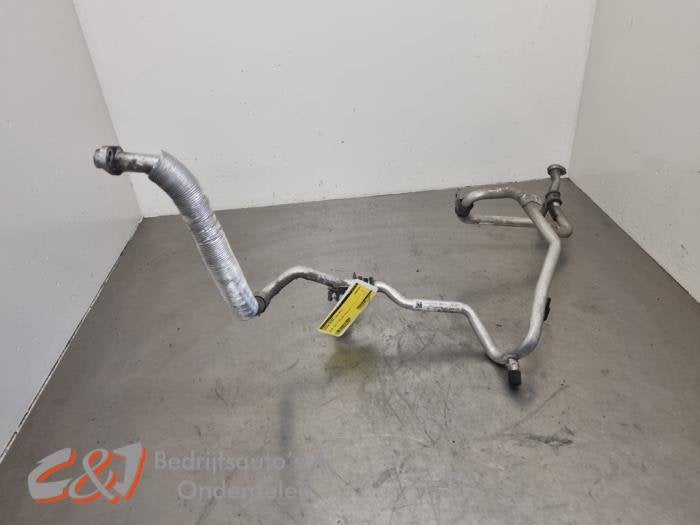 Tuyau clim d'un Nissan NV300, -, 3 mois de garantie, Utilisé, -